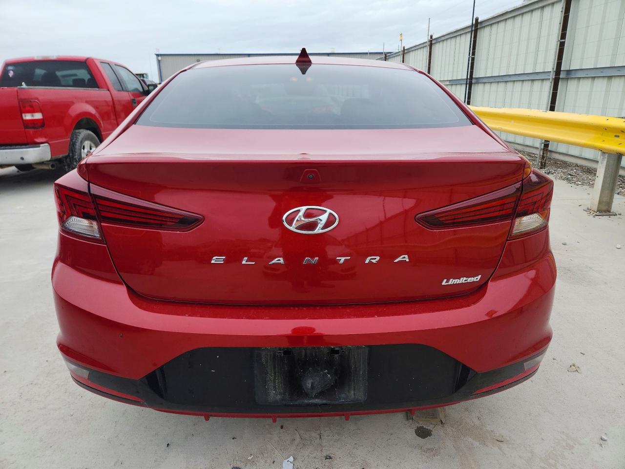 Hyundai ELANTRA Limited