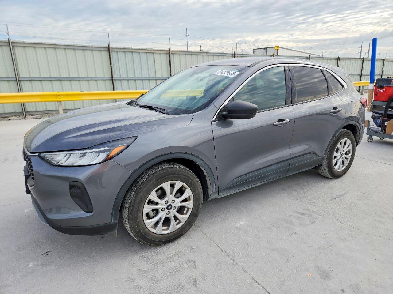 Salvage Ford Escape Image