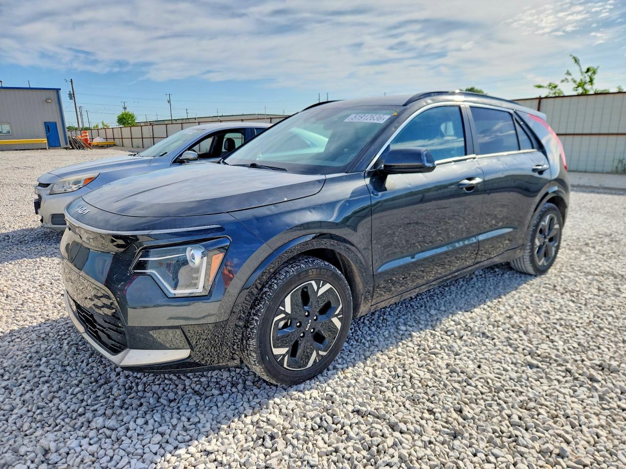 Salvage Kia Niro Image