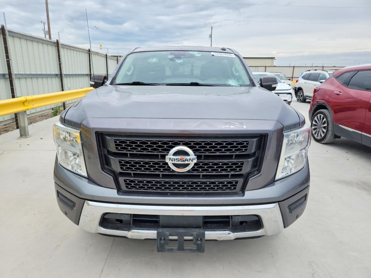 Nissan Titan Sv