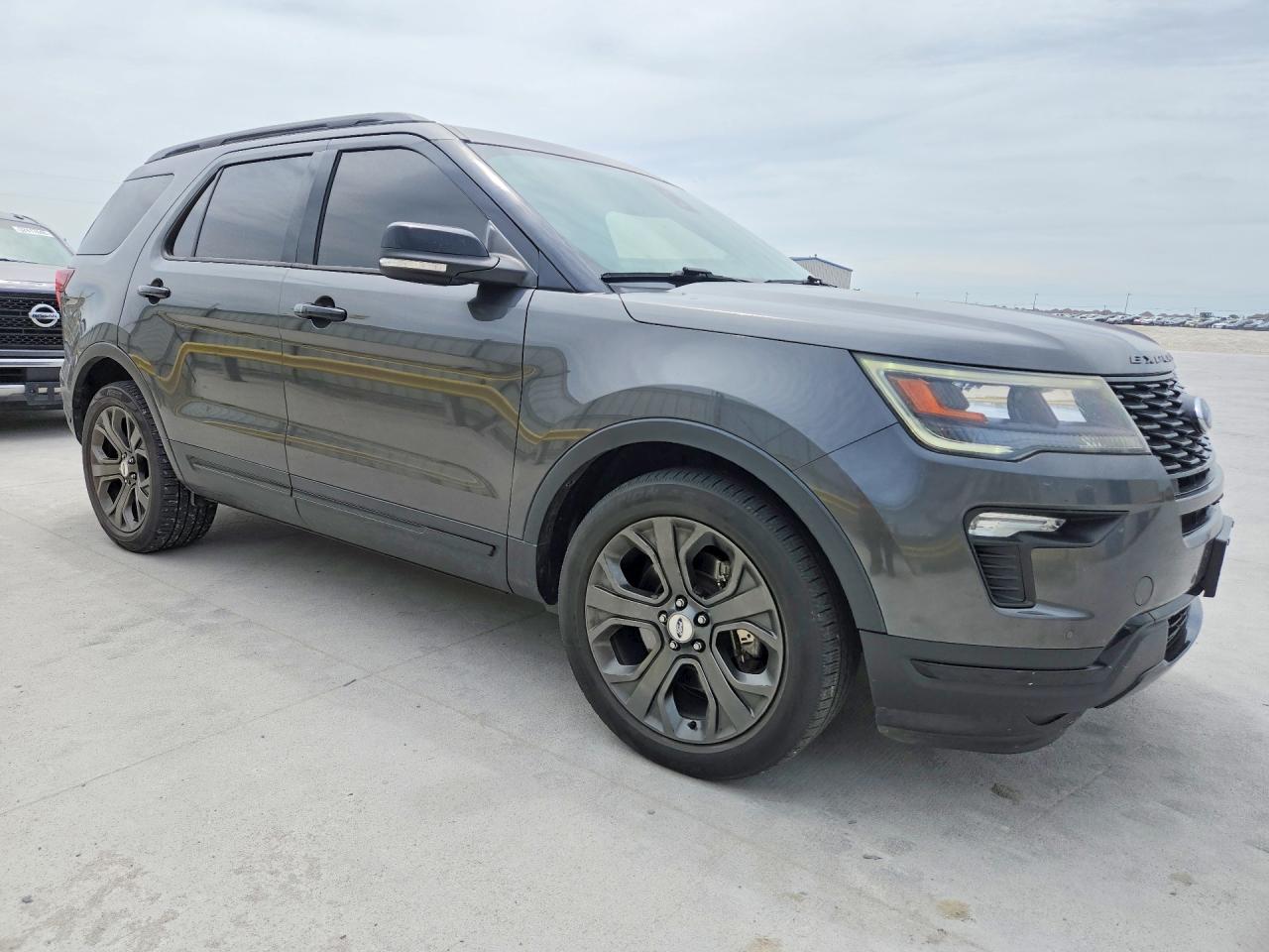 Ford Explorer Sport