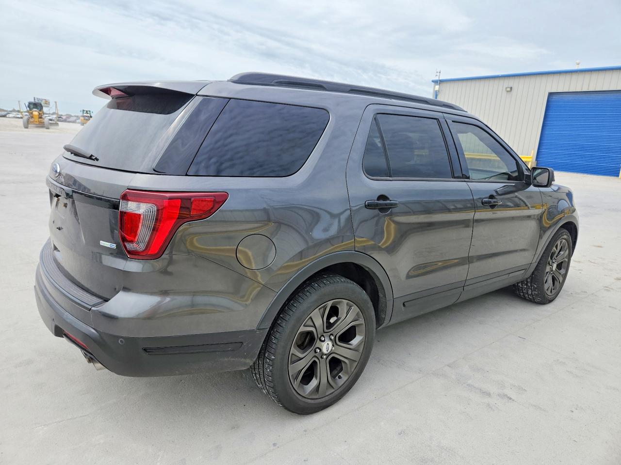 Ford Explorer Sport