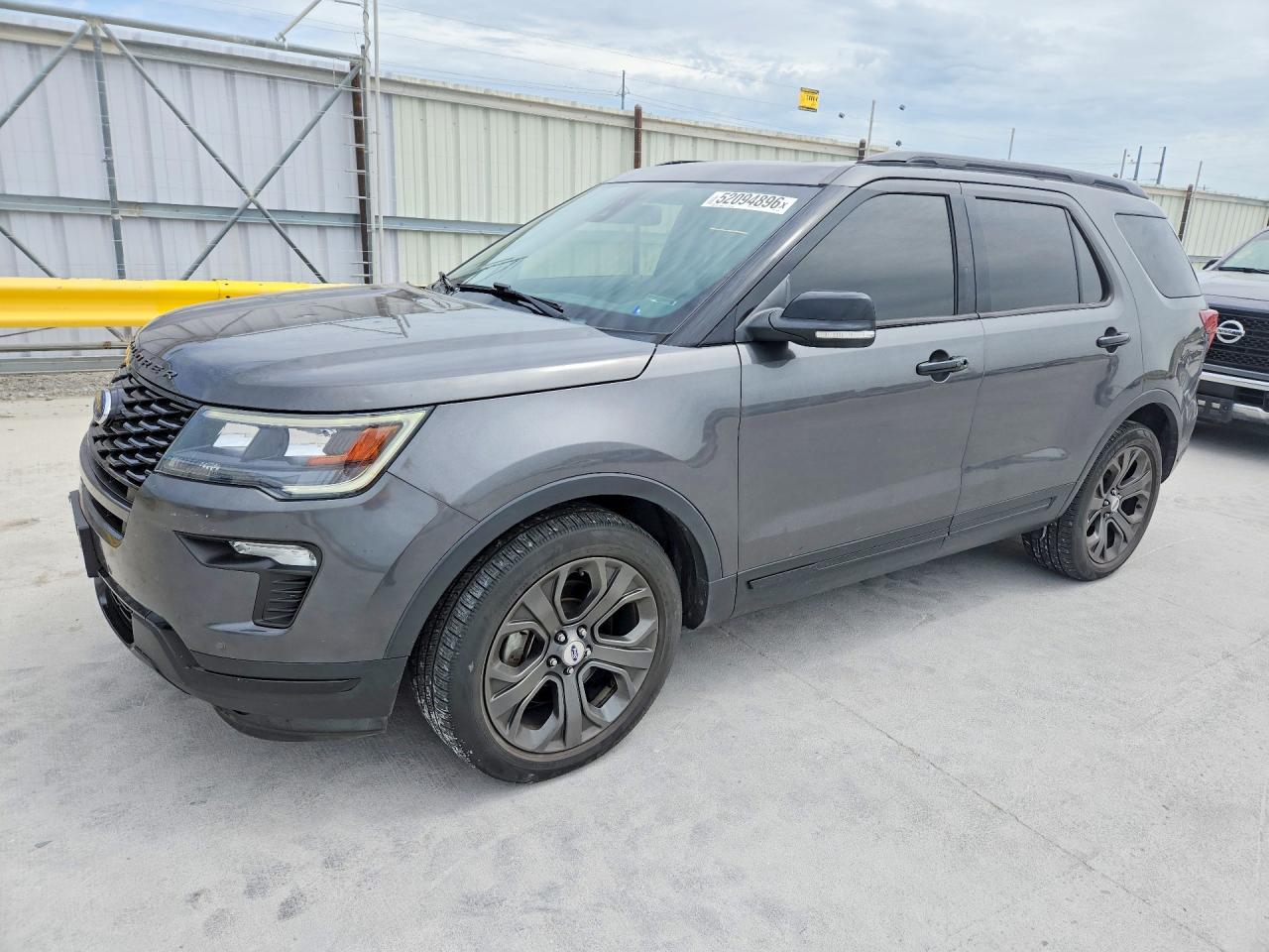 Salvage Ford Explorer Image