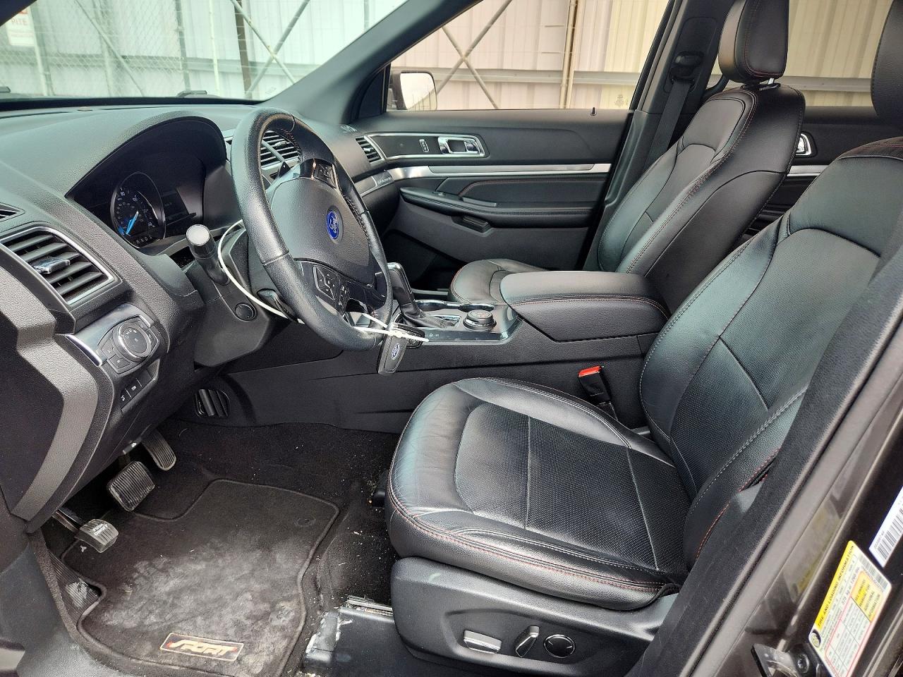 Ford Explorer Sport