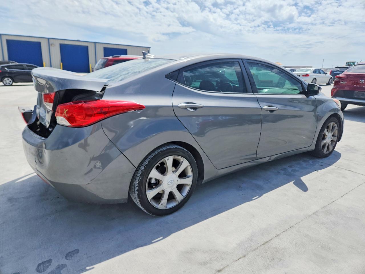 Hyundai ELANTRA Limited