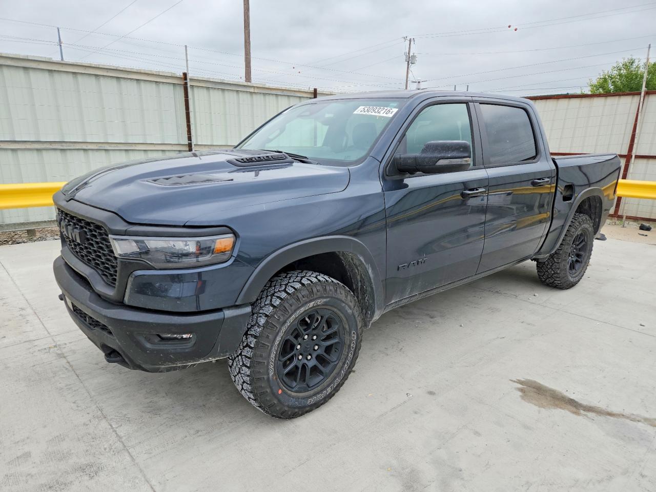 Salvage Ram 1500 Image