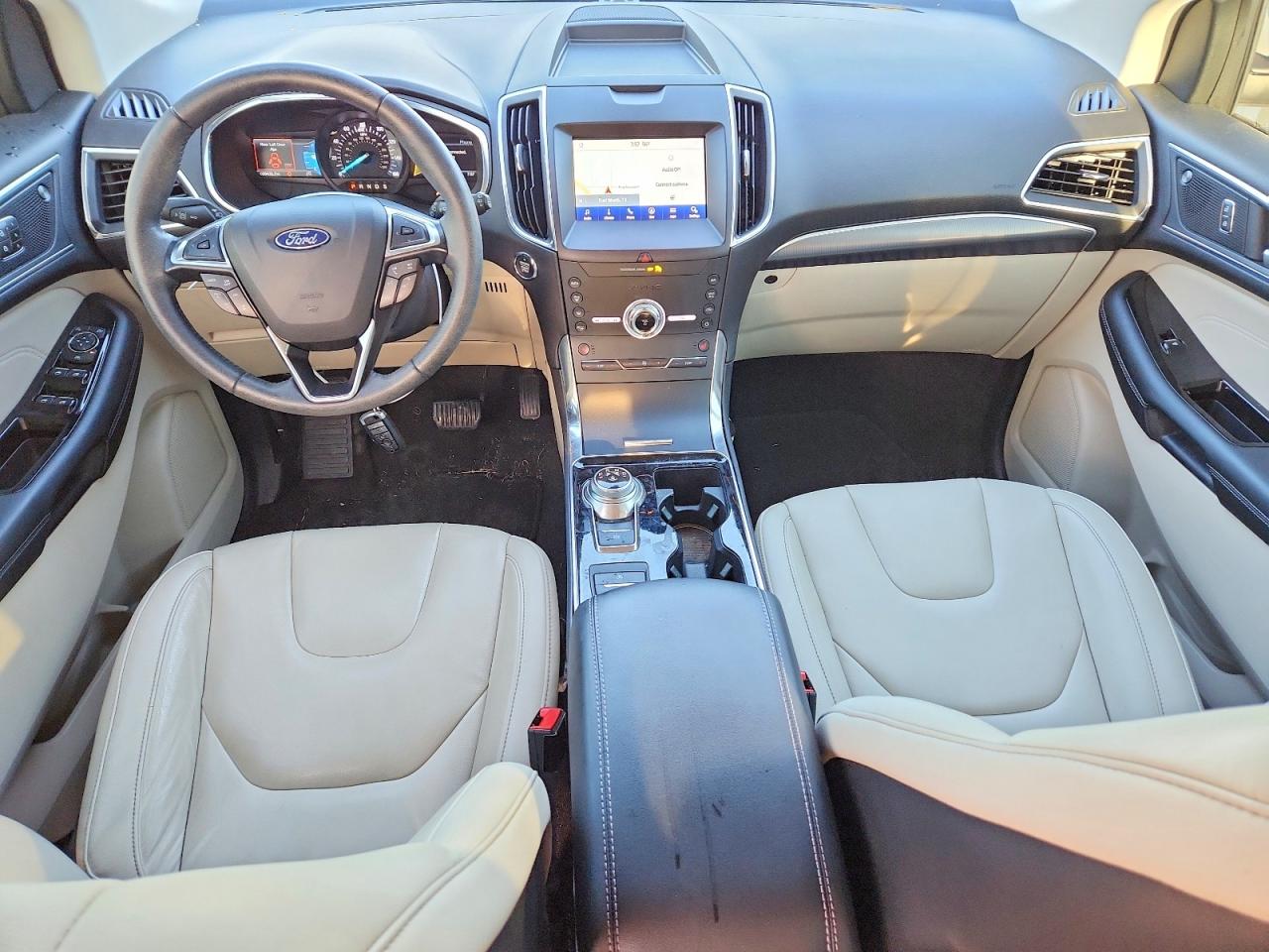 Ford Edge Titanium