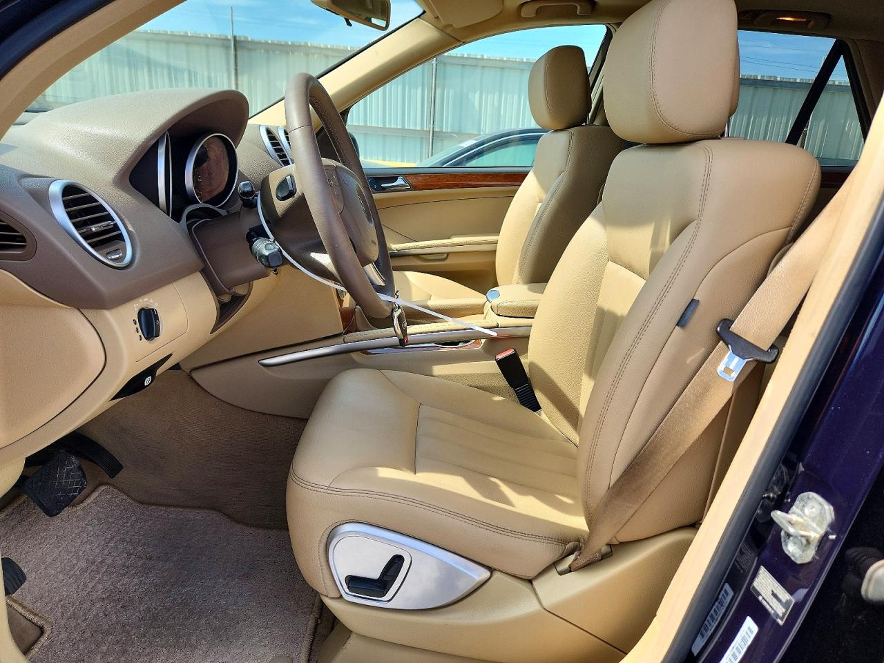 Mercedes-Benz M-Class 350