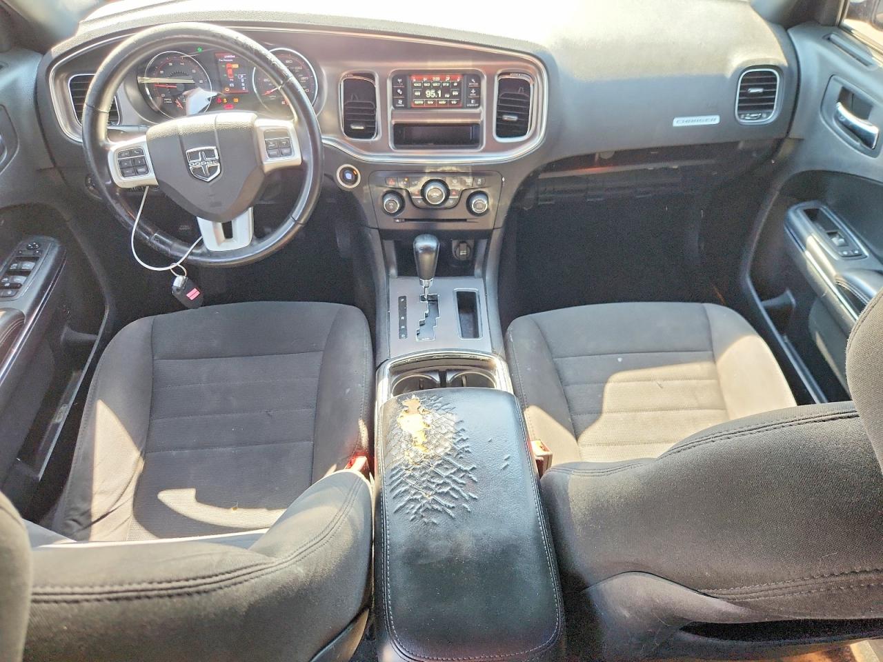 Dodge Charger Se