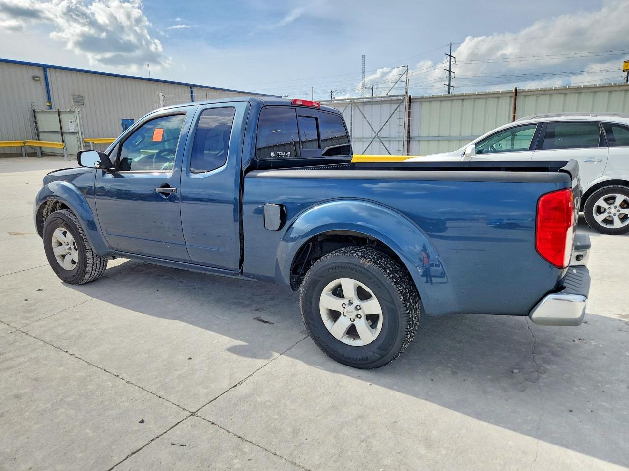 Nissan Frontier S