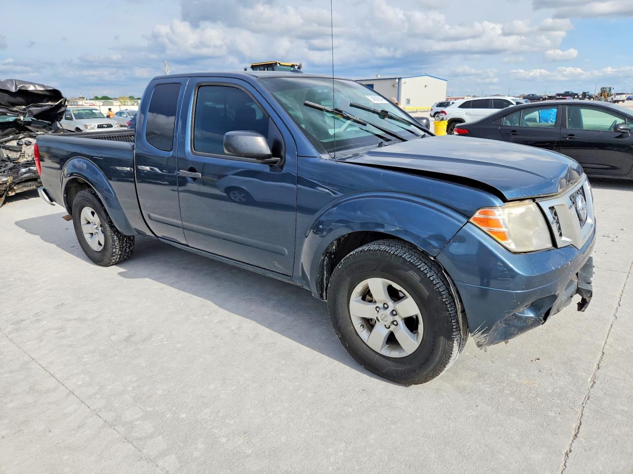 Nissan Frontier S