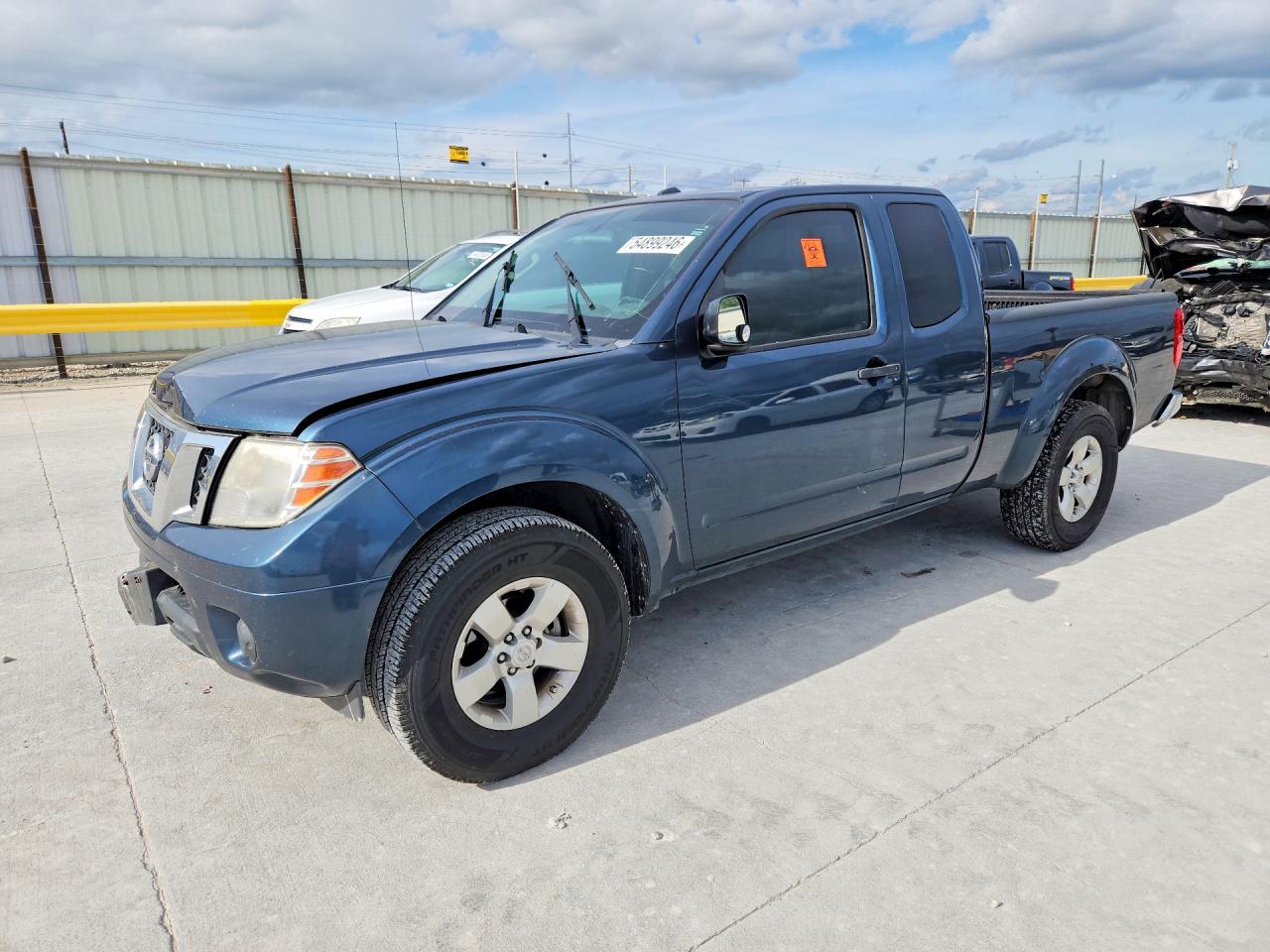 Salvage Nissan Frontier Image