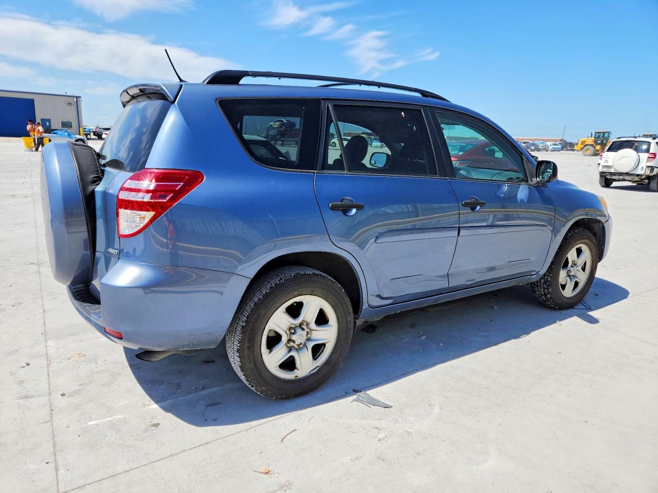 Toyota RAV4 Base