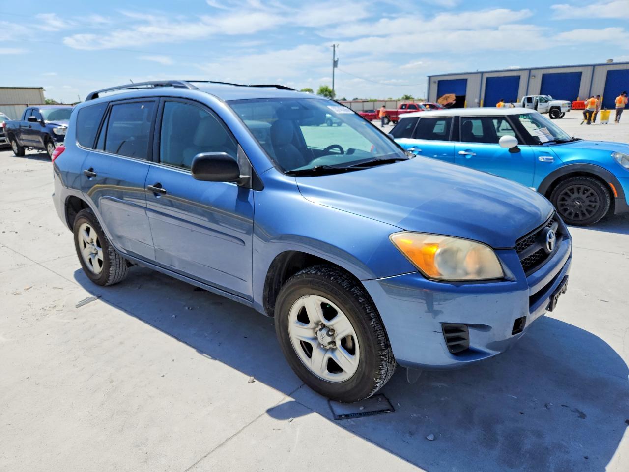 Toyota RAV4 Base