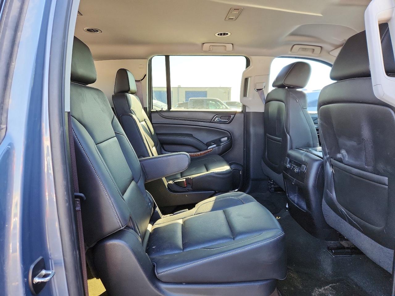 Chevrolet Suburban K1500 Ltz