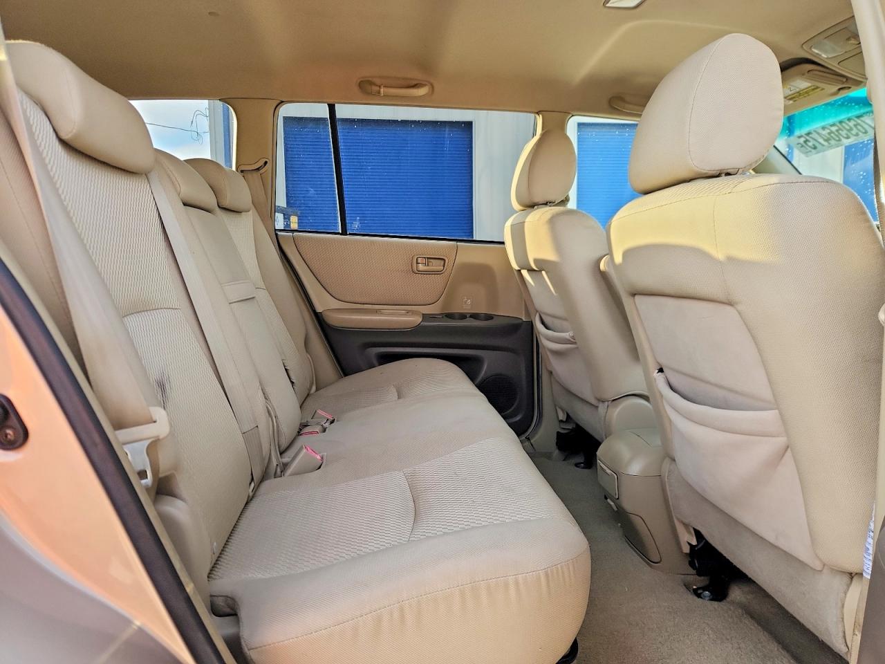 Toyota Highlander Base