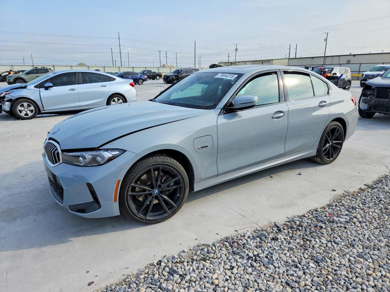 Salvage BMW 3 Series Image