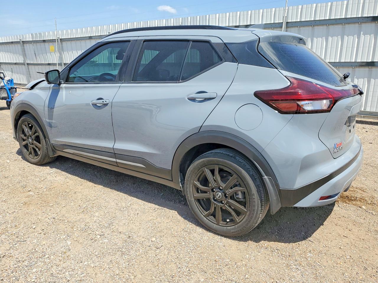 Nissan Kicks Sr