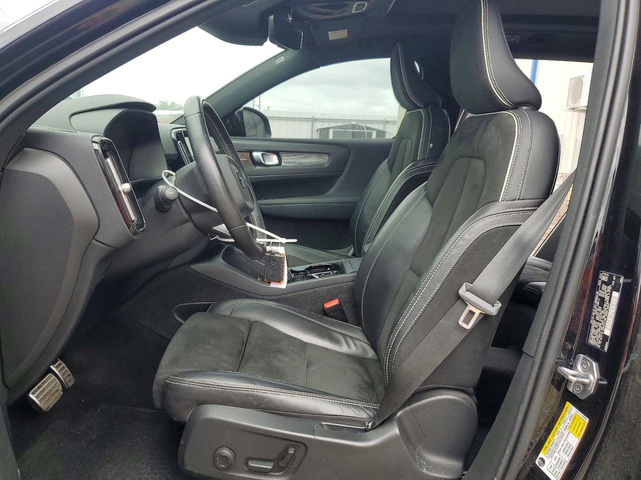 Volvo XC40 T5 R-design
