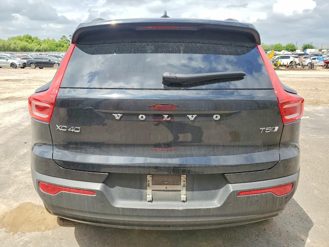 Volvo XC40 T5 R-design