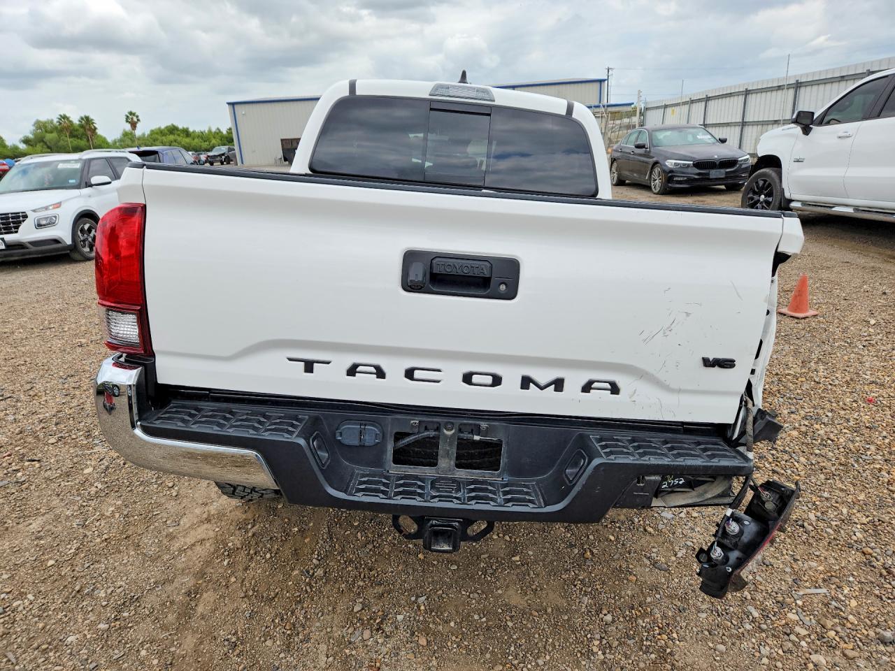 Toyota Tacoma Sr5 V6