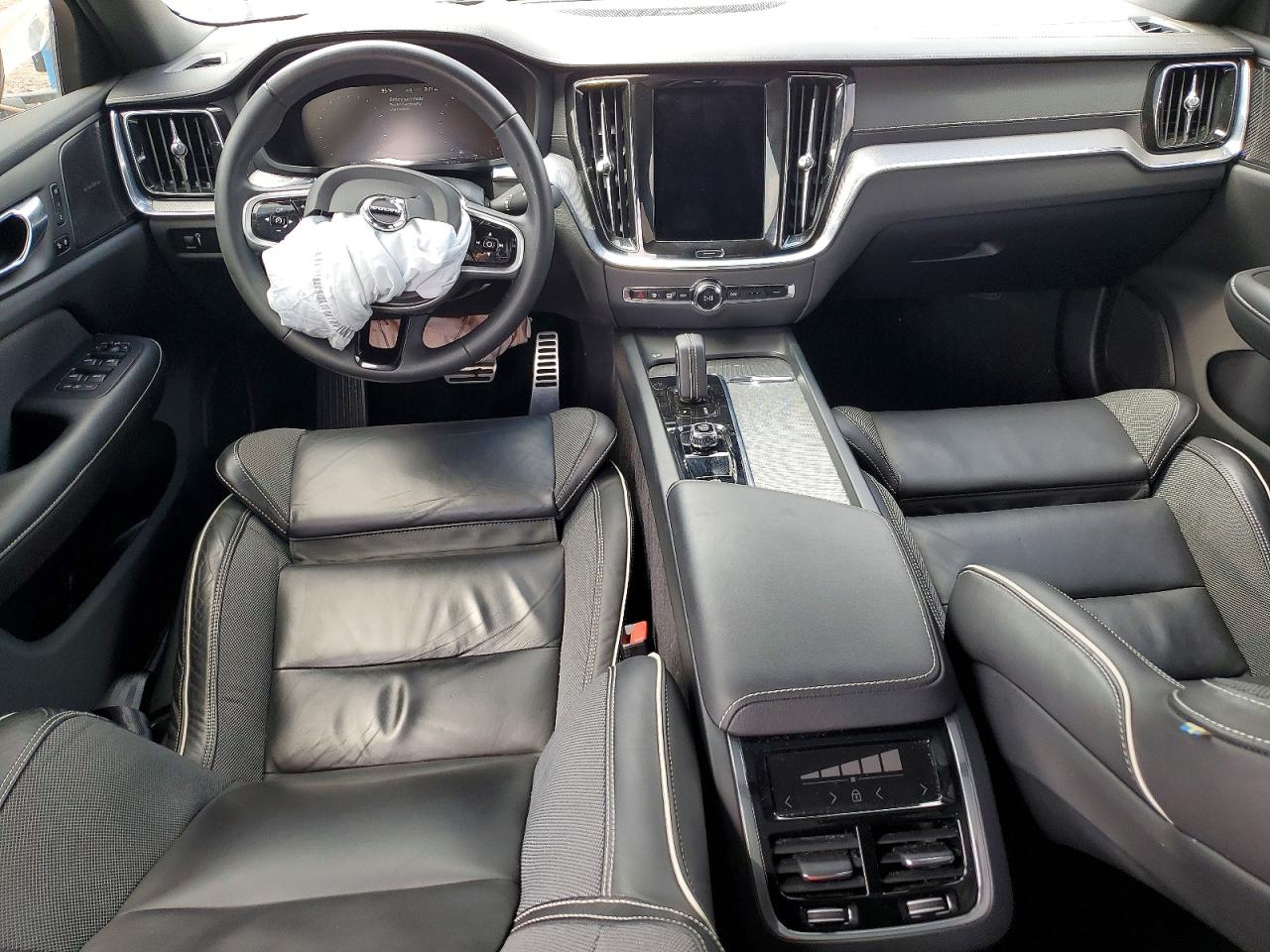 Volvo S60 B5 R-design