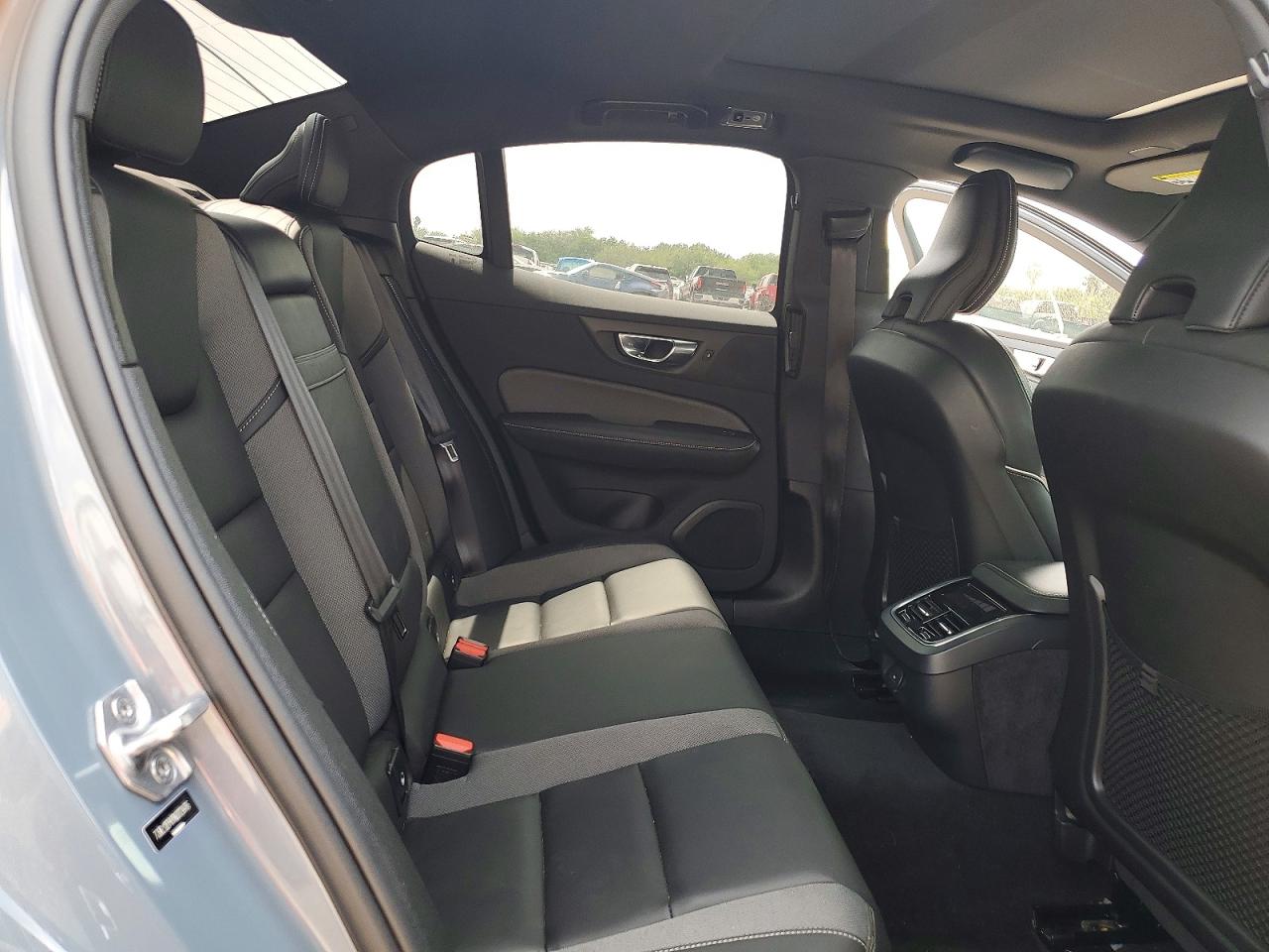 Volvo S60 B5 R-design