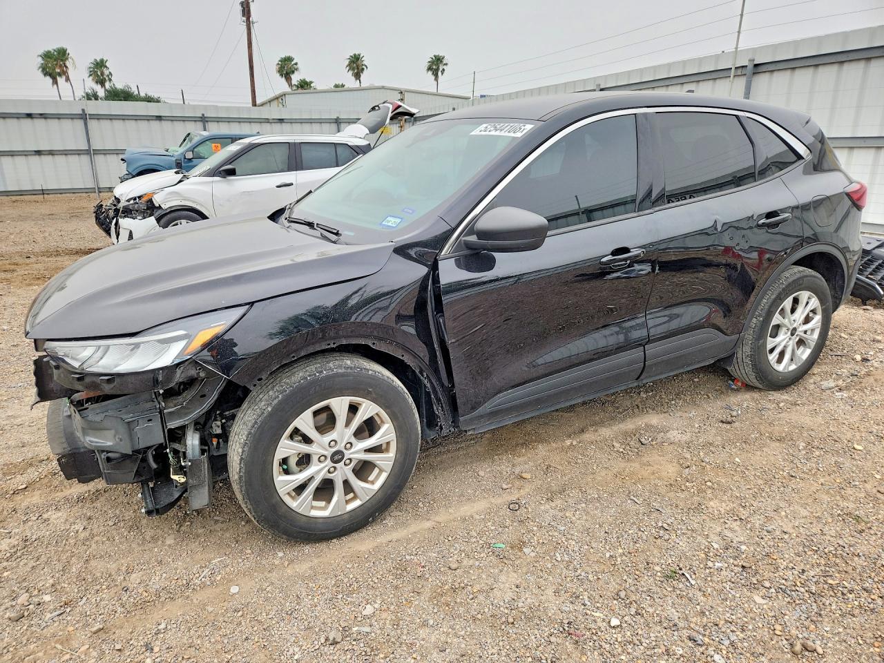Salvage Ford Escape Image