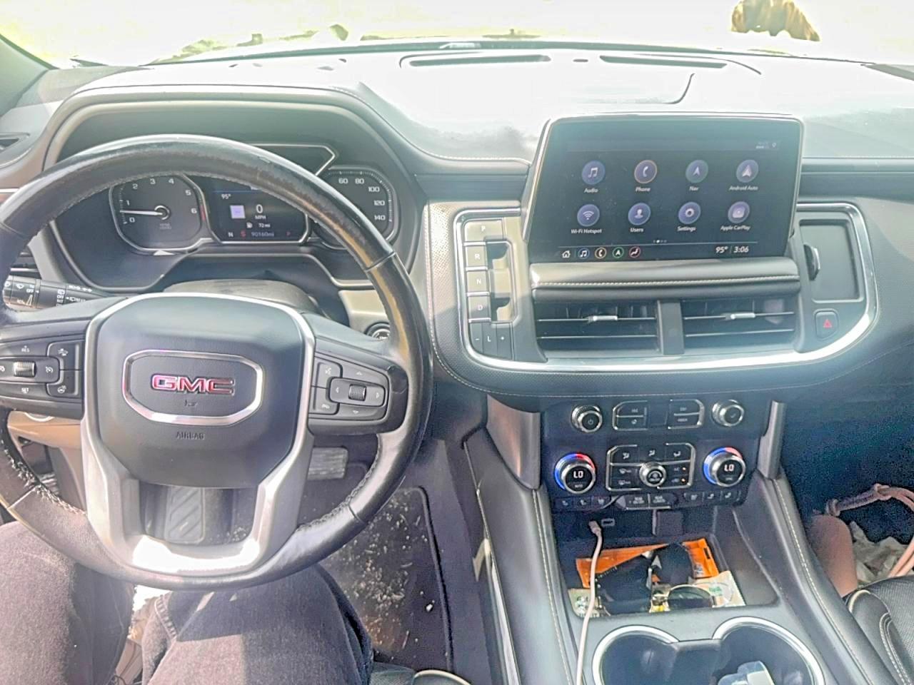GMC Yukon Slt
