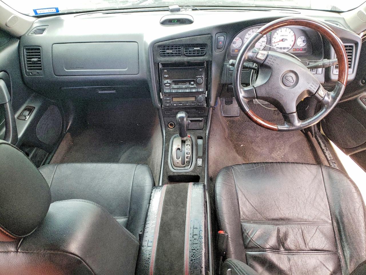 Nissan Stagia