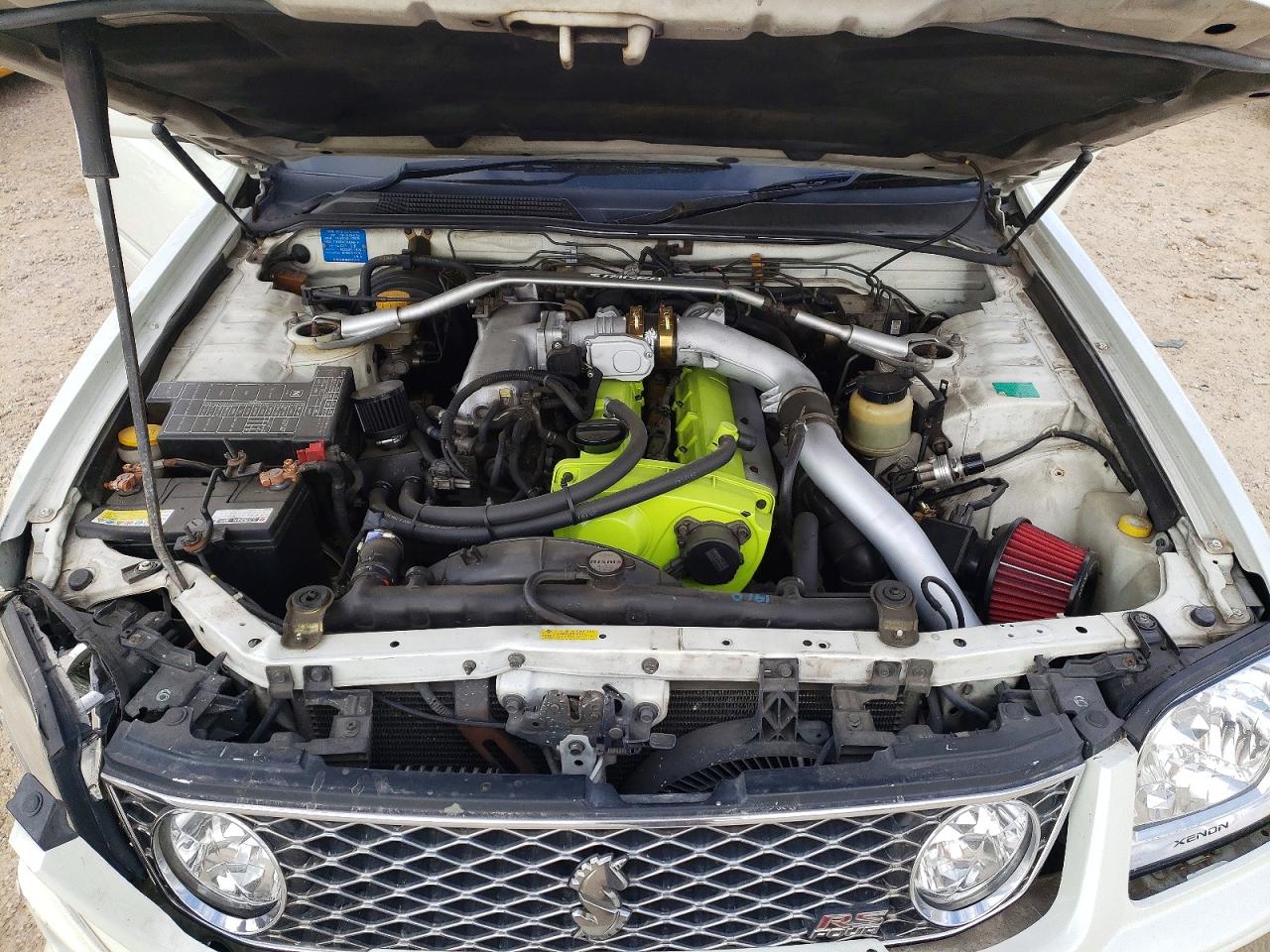 Nissan Stagia