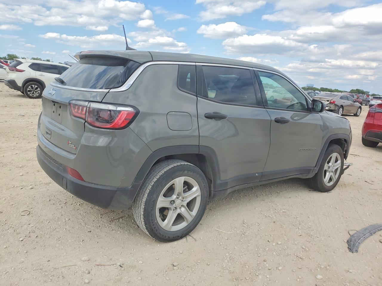 Jeep Compass Sport