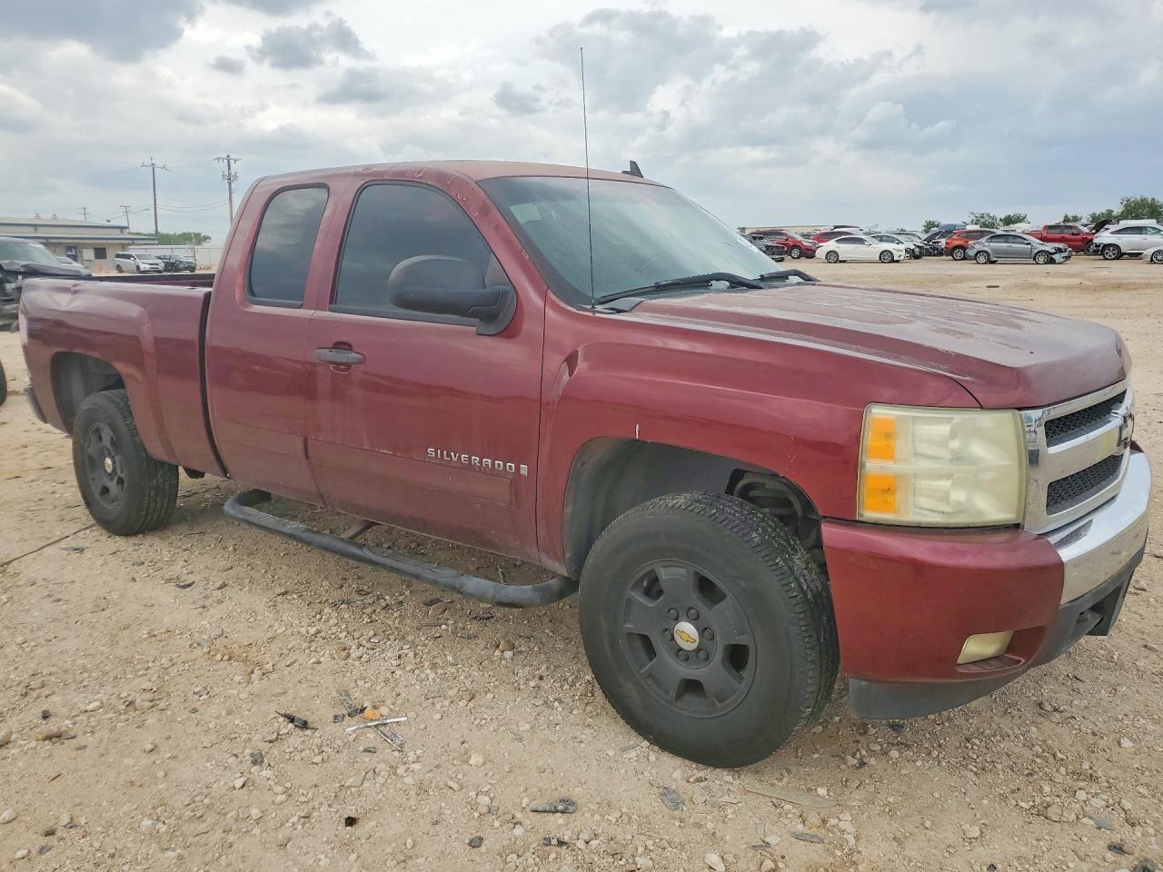 Chevrolet Silverado C1500