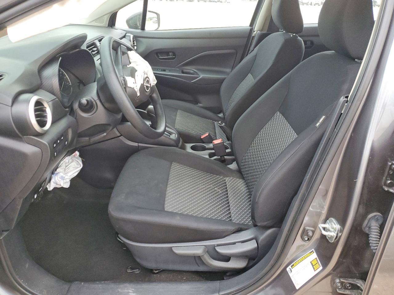 Nissan Versa S