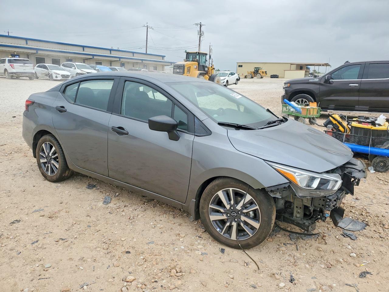 Nissan Versa S