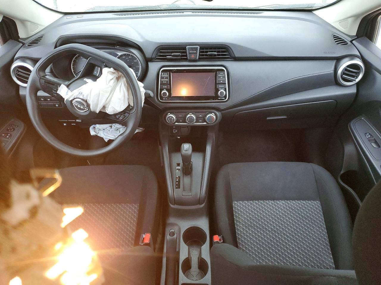 Nissan Versa S