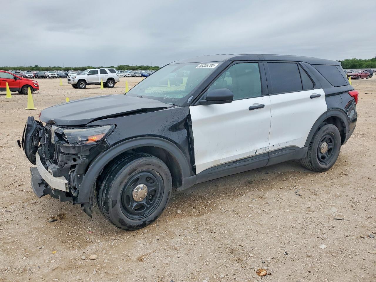 Salvage Ford Explorer Image