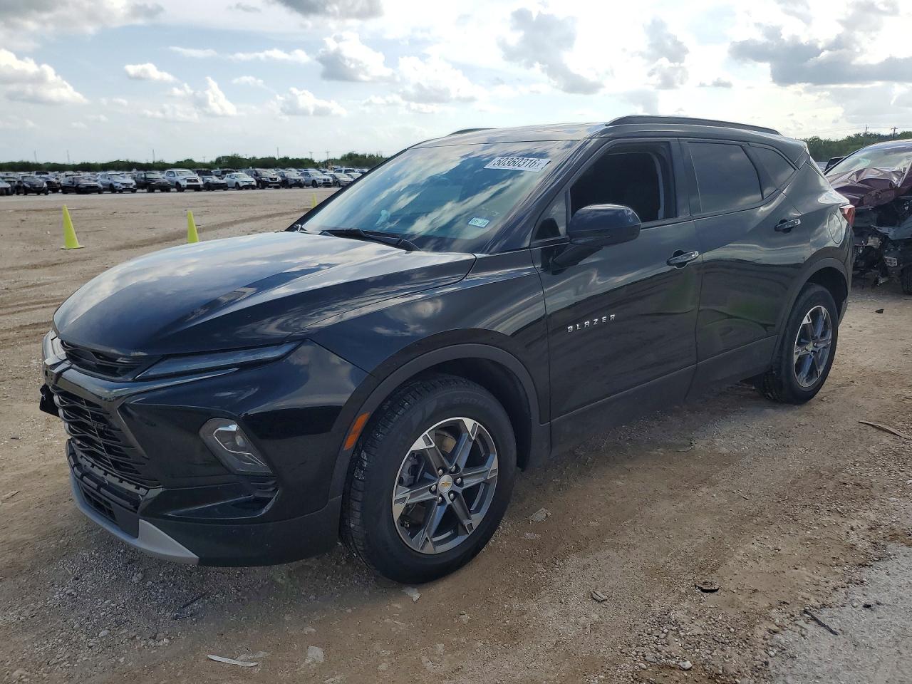 Salvage Chevrolet Blazer Image