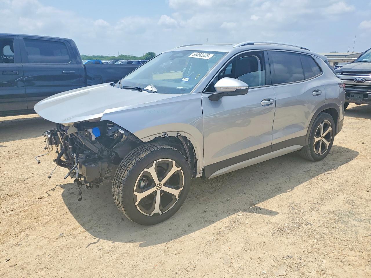 Salvage Volkswagen Tiguan Image