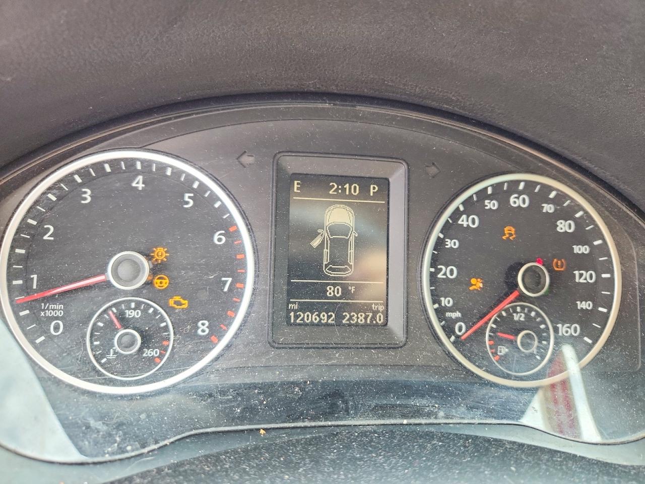 Volkswagen Tiguan S