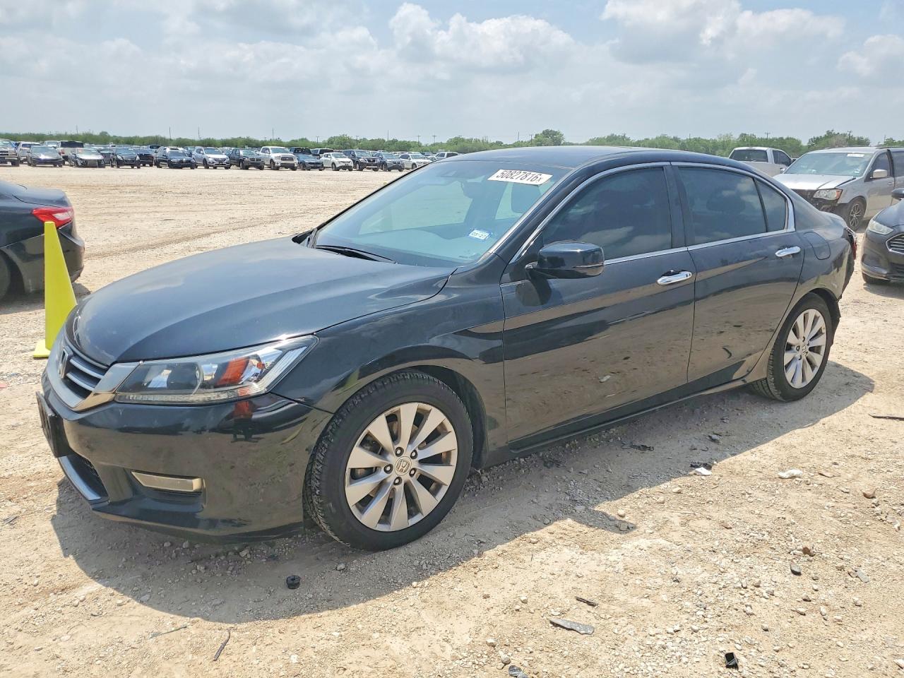Salvage Honda Accord Image