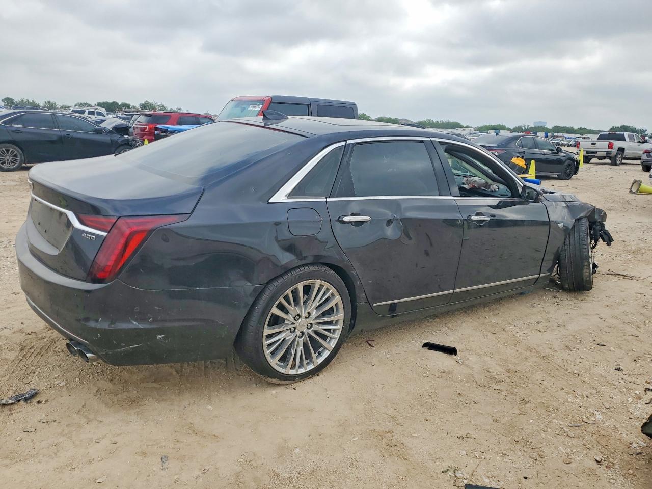 Cadillac CT6 Luxury Csav