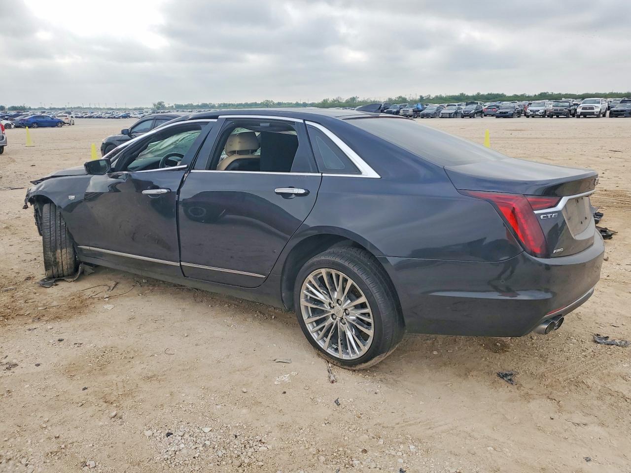 Cadillac CT6 Luxury Csav
