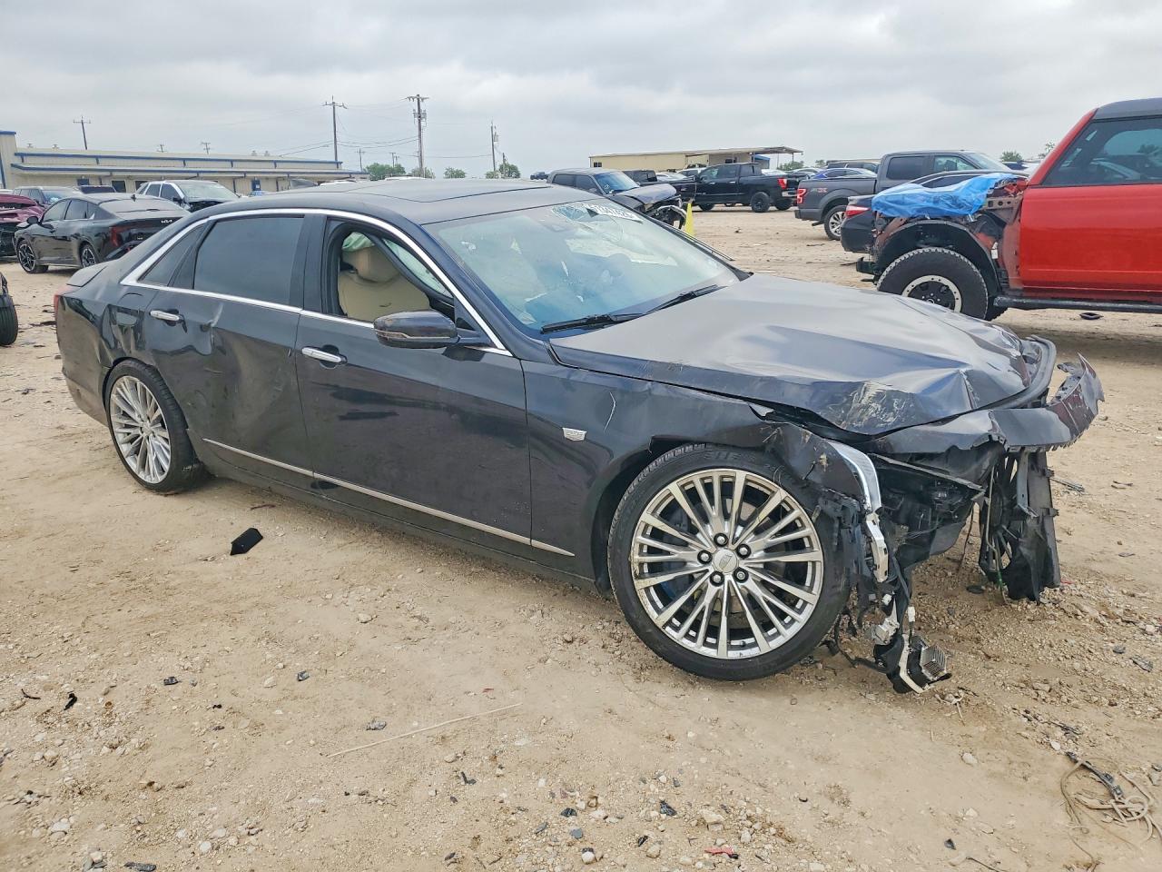 Cadillac CT6 Luxury Csav