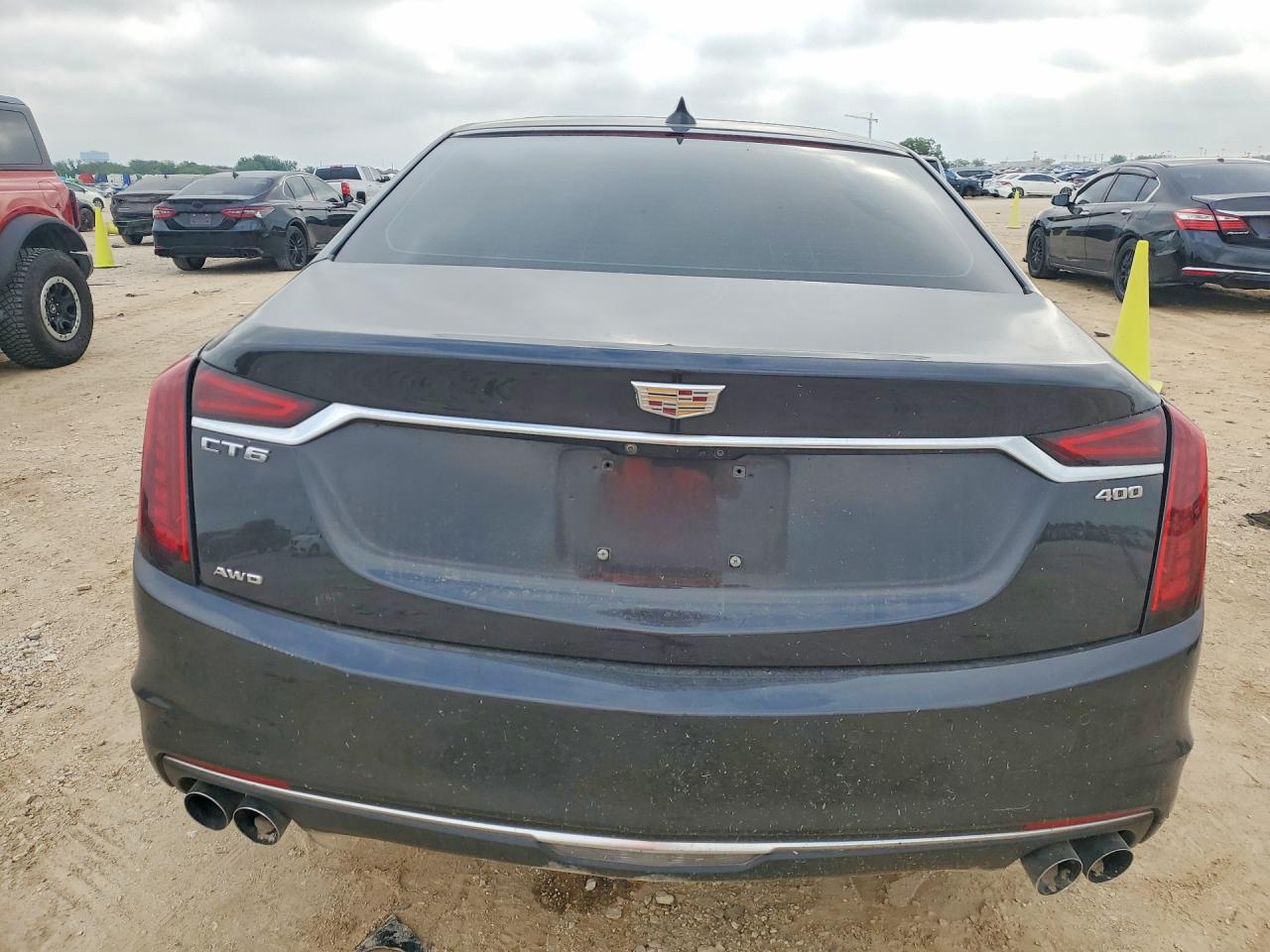 Cadillac CT6 Luxury Csav