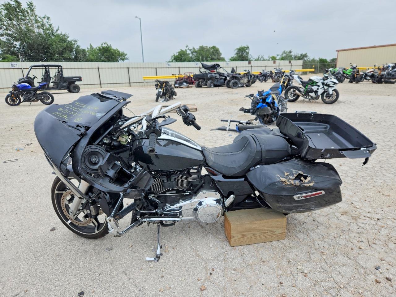 Harley-Davidson Fl