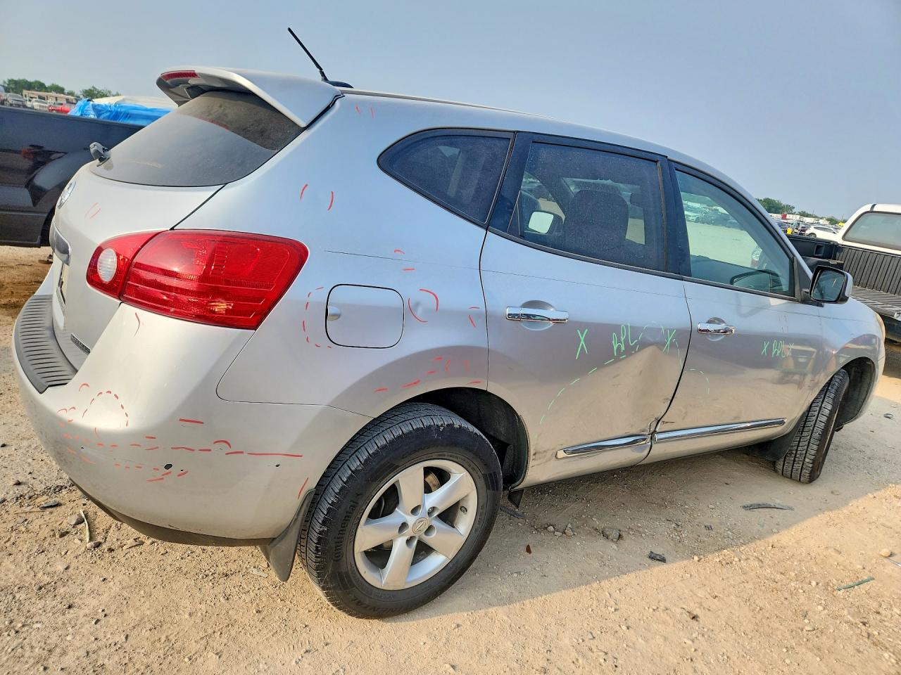 Nissan Rogue S