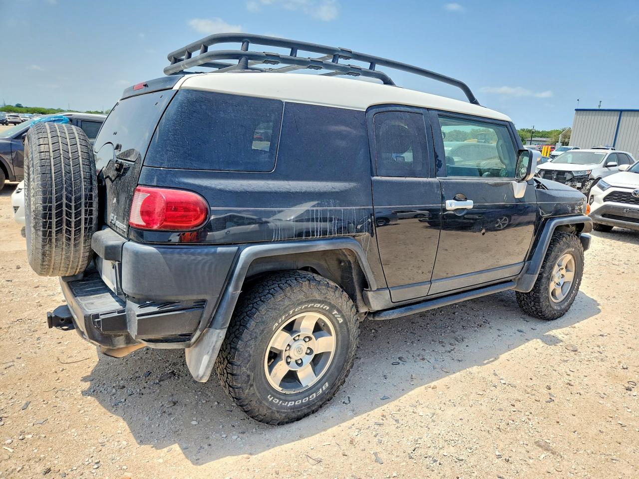 Toyota FJ Cruiser Base