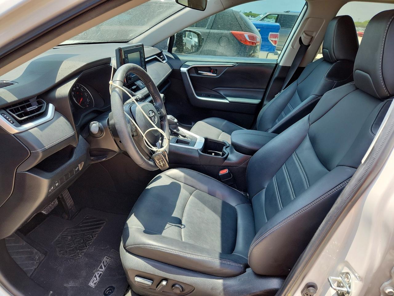 Toyota RAV4 Xle Premium