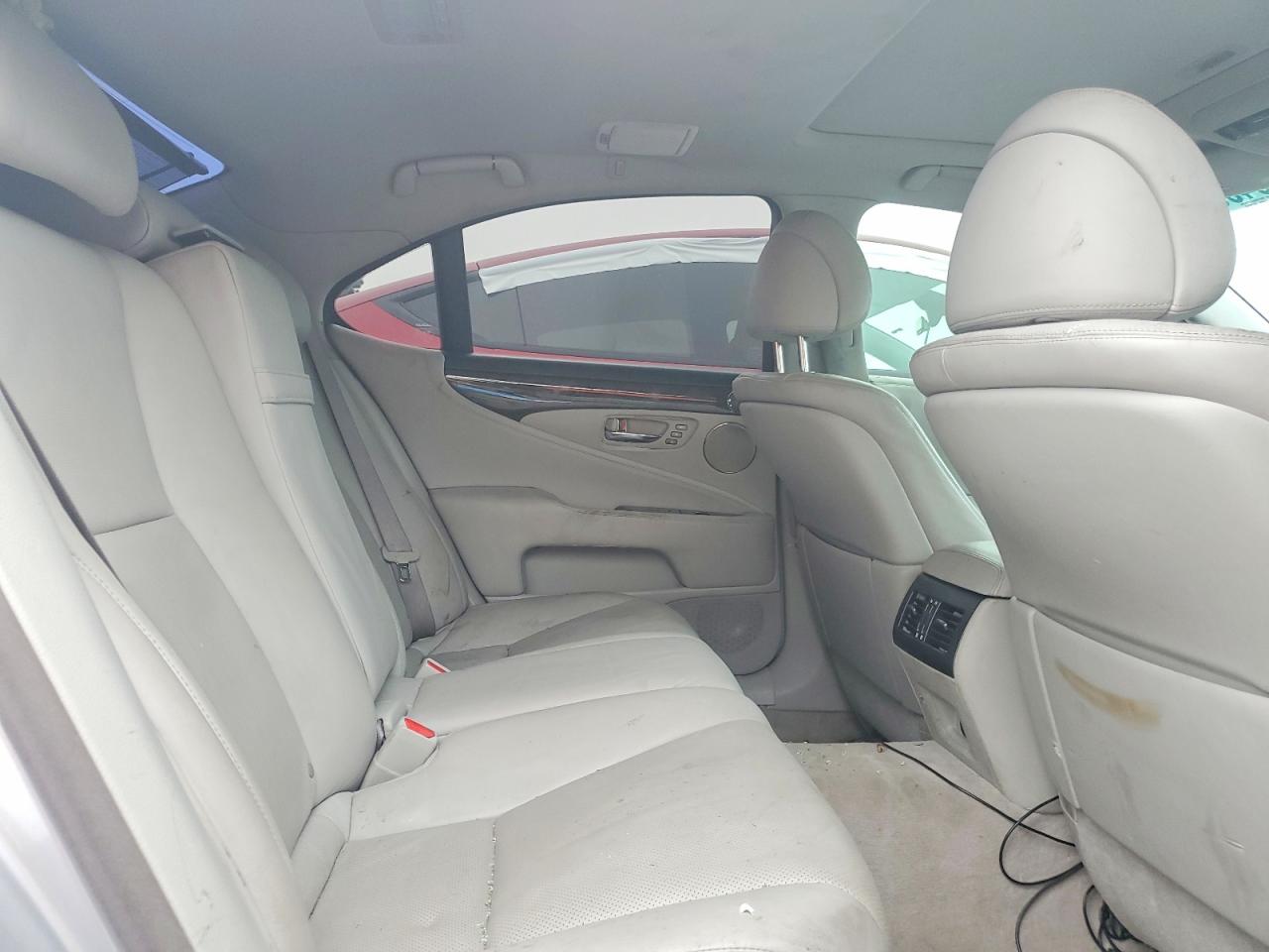 Lexus LS 460